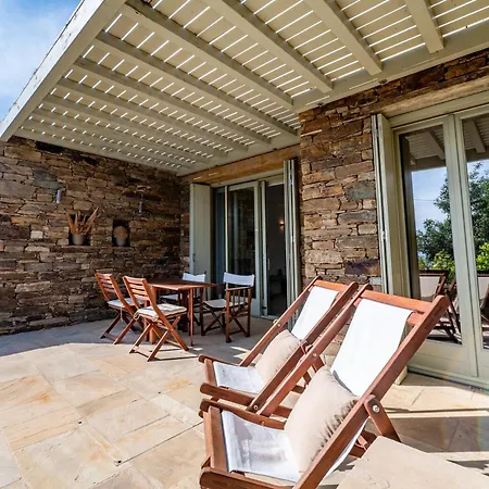 Σπίτι διακοπών Ondalina Sea Front House By Tinosstay *